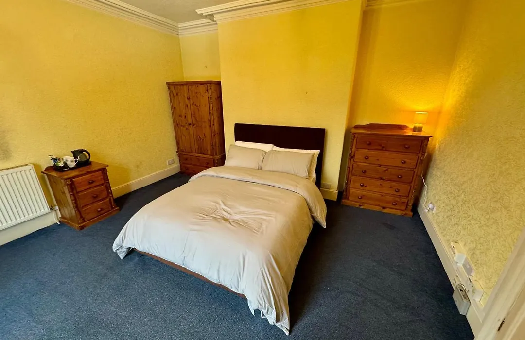 Central Birmingham Rooms Wifi Free Parking Edgbaston B5-1