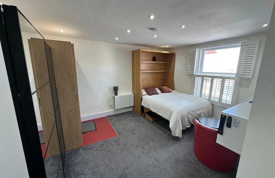 Keedwell Studio Apartments-1