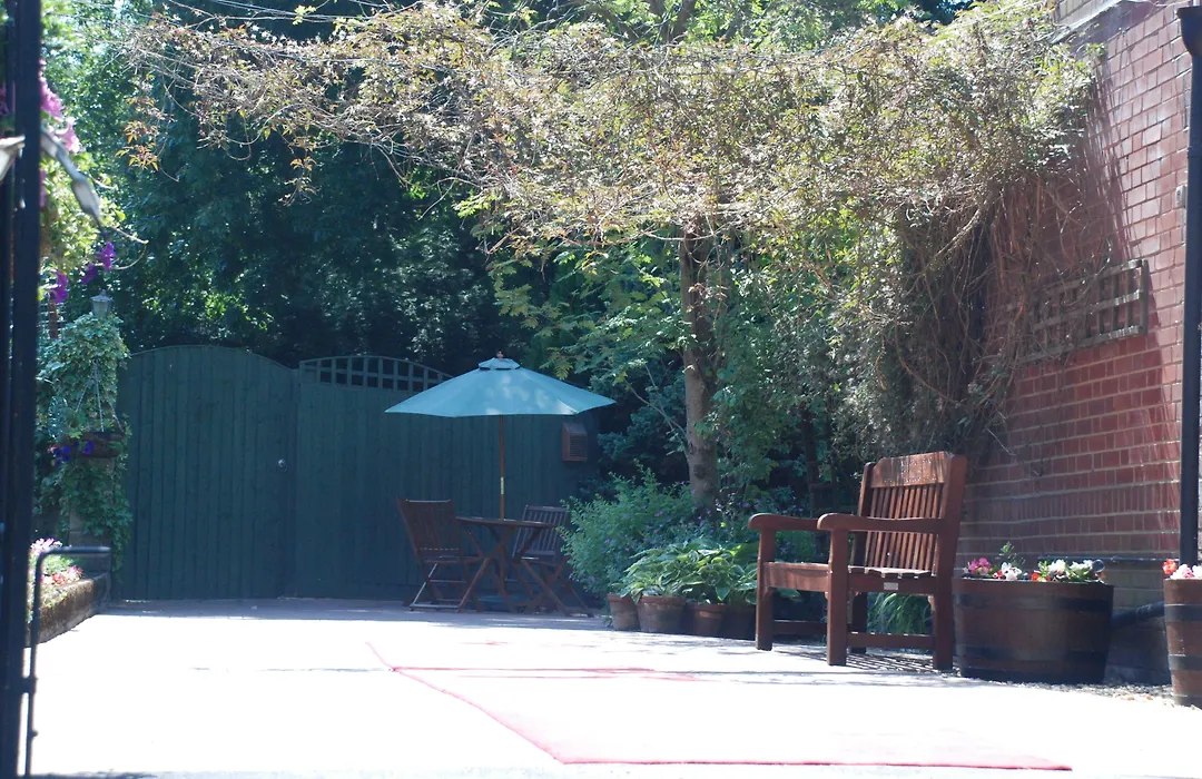 Yenton Hotel-1