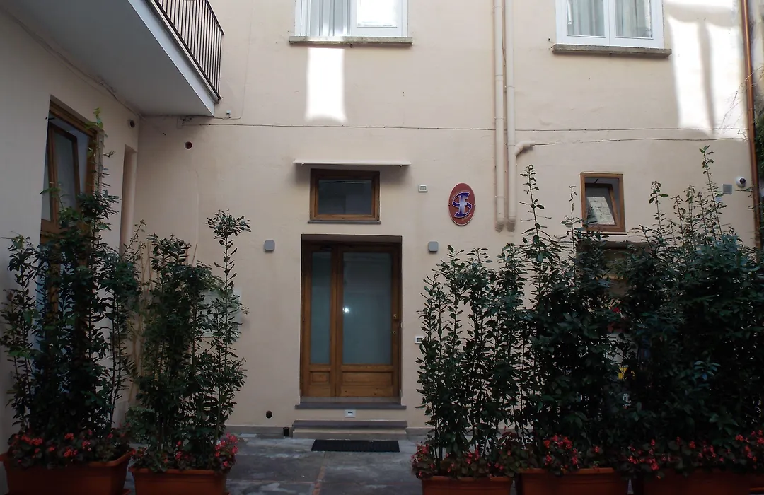 Palazzo Gargiulo Luxury Rooms & Suites (Adults Only)-1