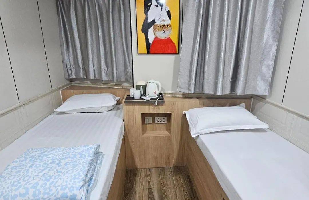 K & B Hostel-1