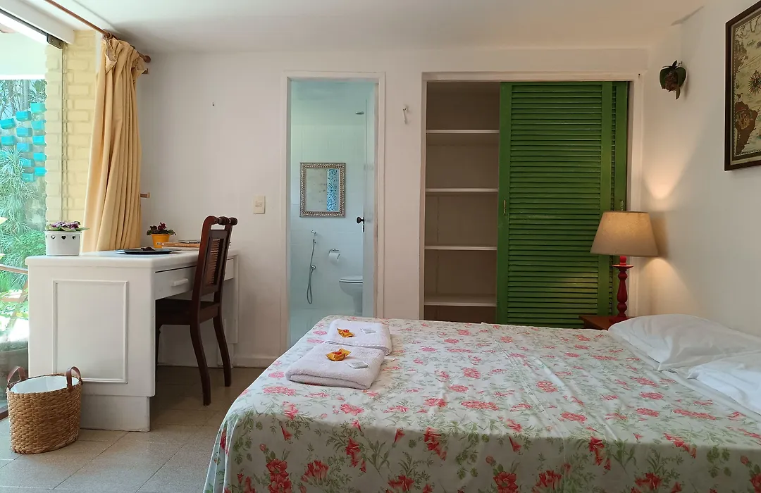 Casa Sao Conrado-1
