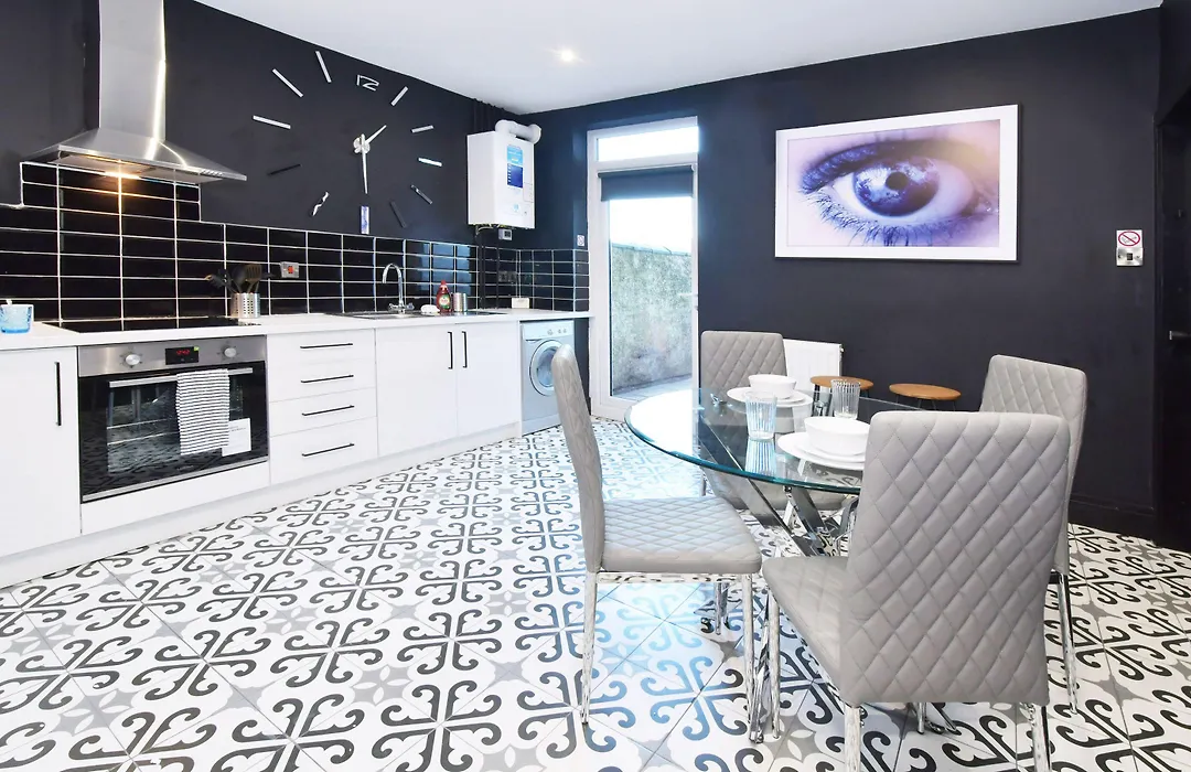 Townhouse @ Henry Street Crewe-1
