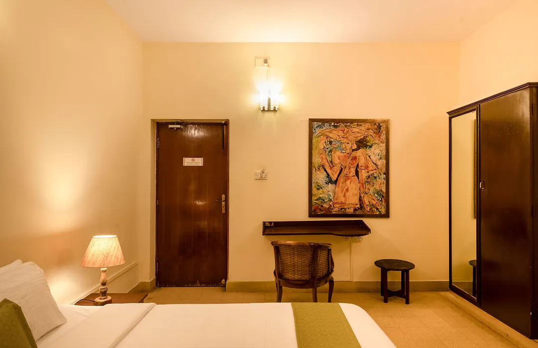 Hanu Reddy Residences Wallace Garden-1