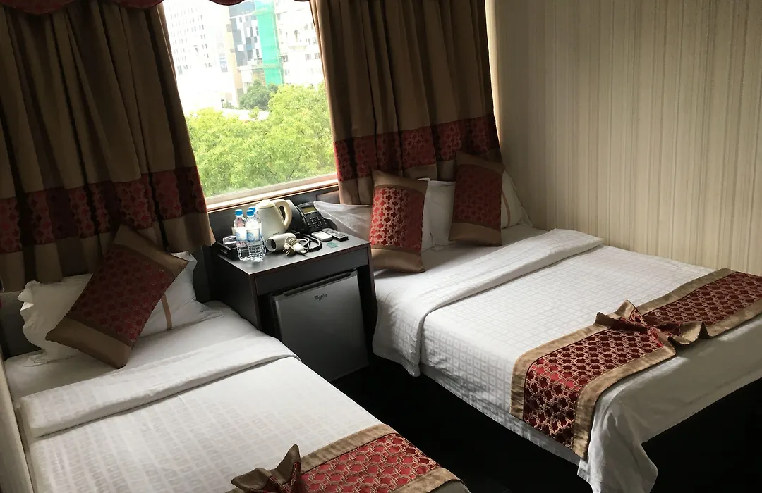 Seasons Hotel-1