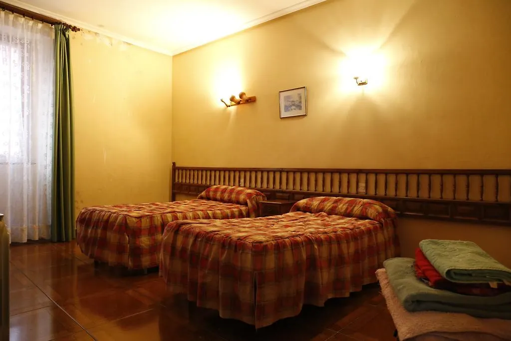 Pension Iberia-1
