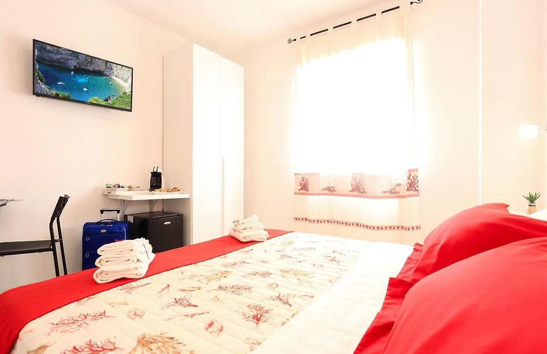 Rosso Di Mare Guest House Alghero-1