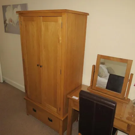 Marple Cottage Guest House-3