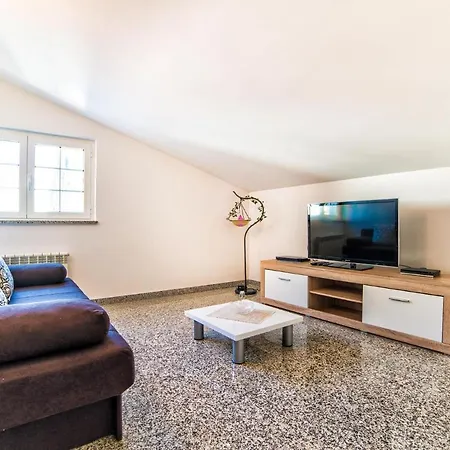 Apartments Ori-2