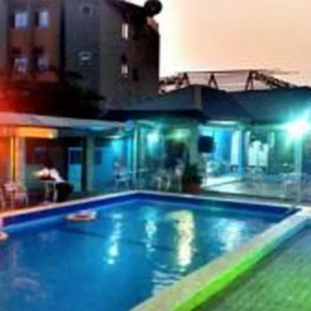 Londa Hotel And Suites-Guest Room-3