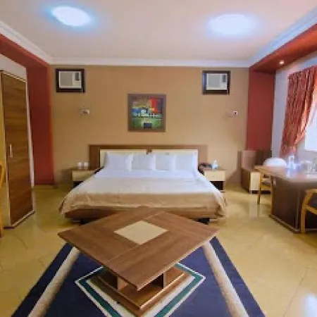Carliza Hotel - Guest Room-3
