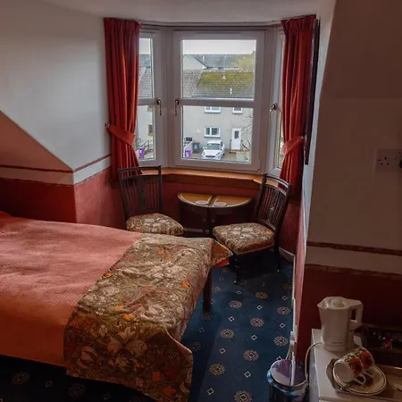 The Limes Guest House-2