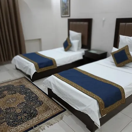 Hotel Gulberg Grand-2
