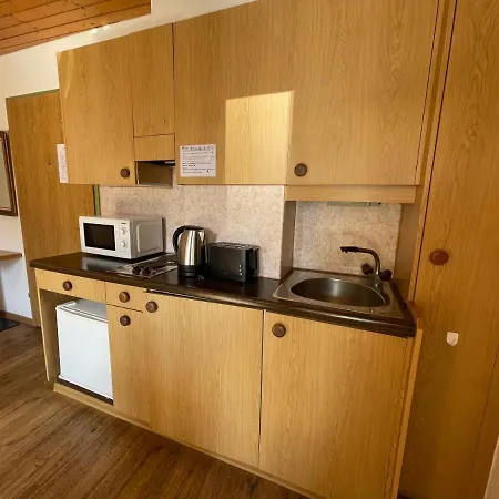 Downtown Apartment 9-3