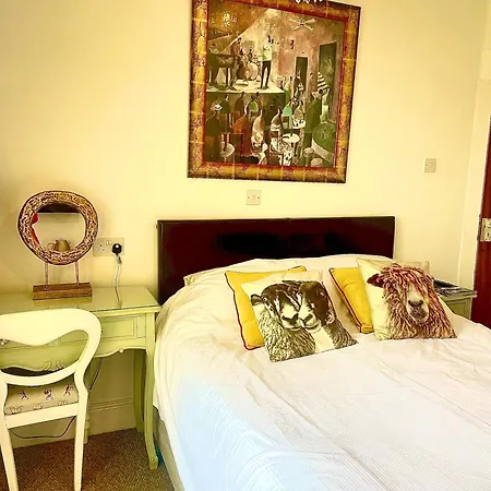 Highfield Guesthouse-2