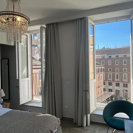 Boutique Suites Della Croce-2