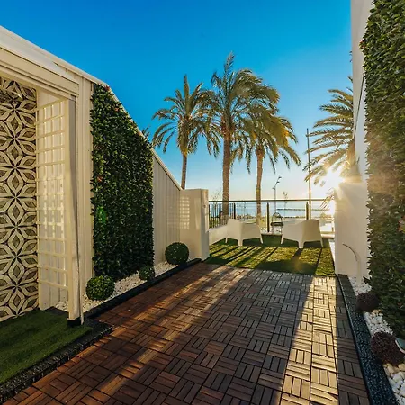 Hostal Luxury Nit I Dia-2