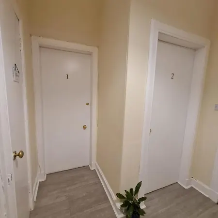 Cathcart Place Rooms-3