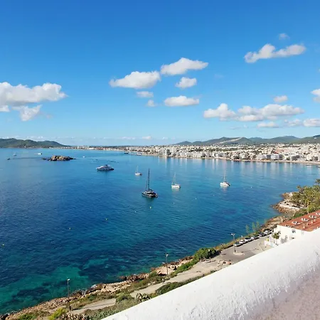 Hostal Marblau Ibiza-3