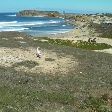 Peniche Surf Lodge 1-3
