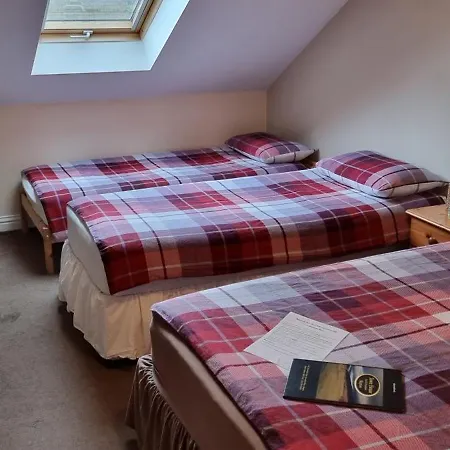 Town House B & B-3