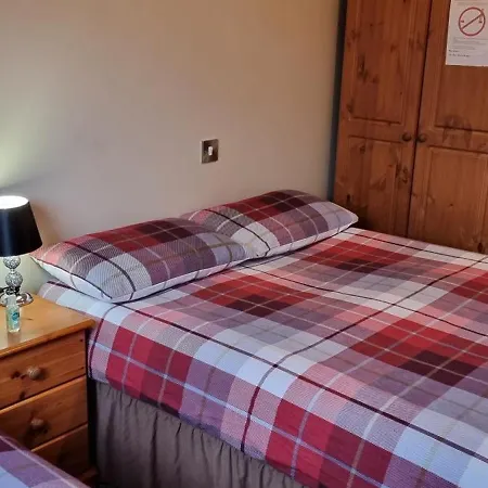 Town House B & B-2