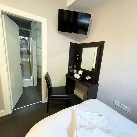 Murrayfield Park Guest House-3
