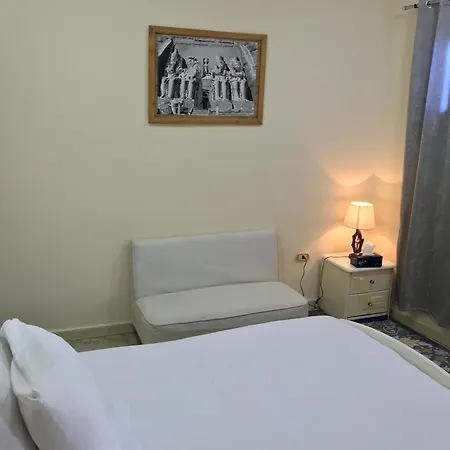 Saqqara Pyramids Inn Hotel-3
