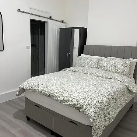 Oxborne Rooms Uk - Plaistow-3