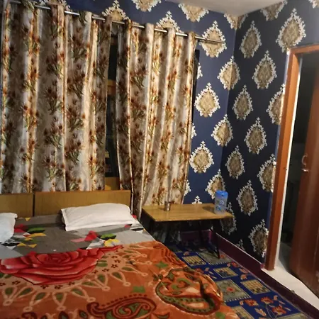 Queen Palace Guest House-2