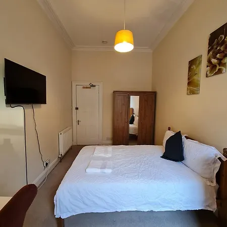 Haymarket Station Rooms-3