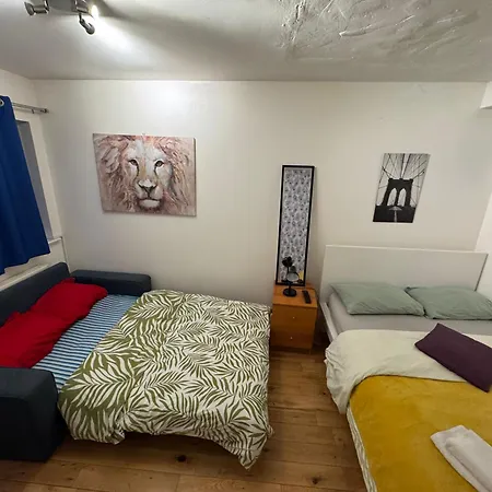 Cozy Rooms Near Central London-2