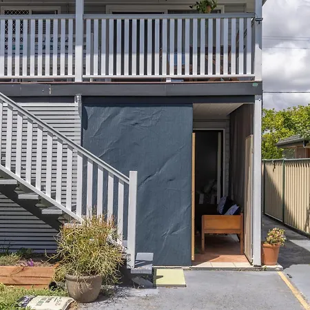 Zen Escape Guest House " Location 2" - Three Listings - Nooky Studio, Serene Loft, Chillax Rest, Zen Garden Tiny Home-2