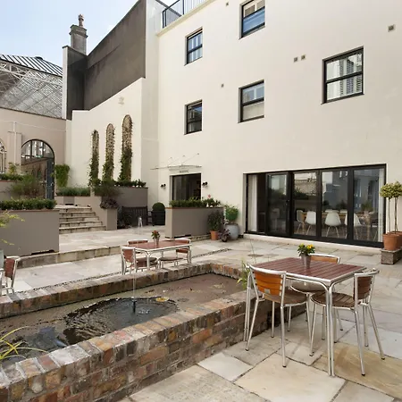 Brooks Guesthouse Bristol-2
