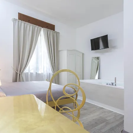 Rome Eco Suites-3
