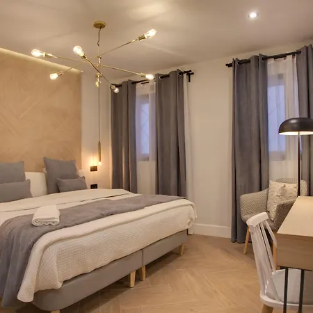 Suites You Soho-3