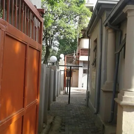 Royal Crown Guesthouse-3