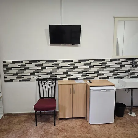 ROOMS Los MONTES-3