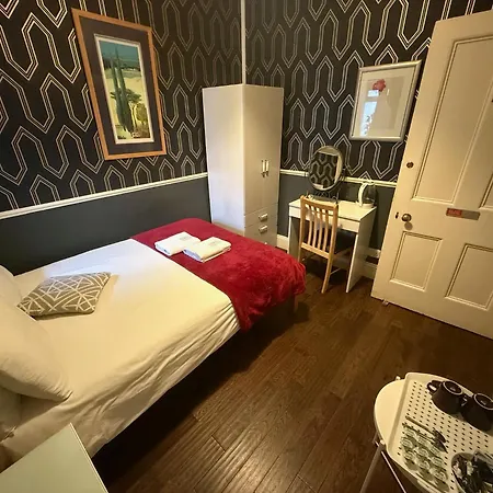 Balmore Guest House-2