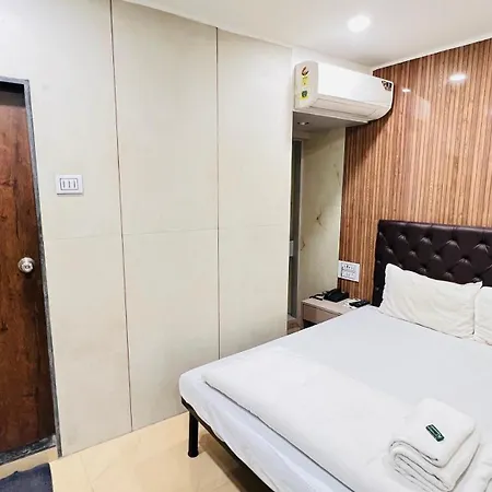 U Life Hotel-2