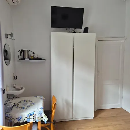 Guest house Adonis-3