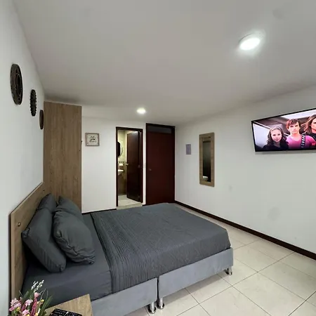 Hostelfc San Luis-2