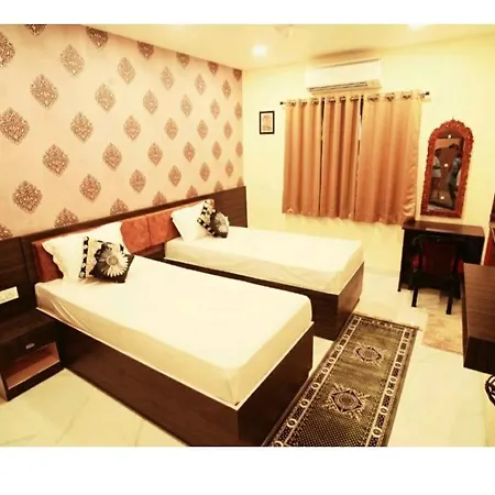 Anand Kanan-2
