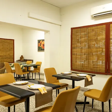 Hanu Reddy Residences Wallace Garden-3
