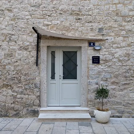 Diocletian Luxury Room-2