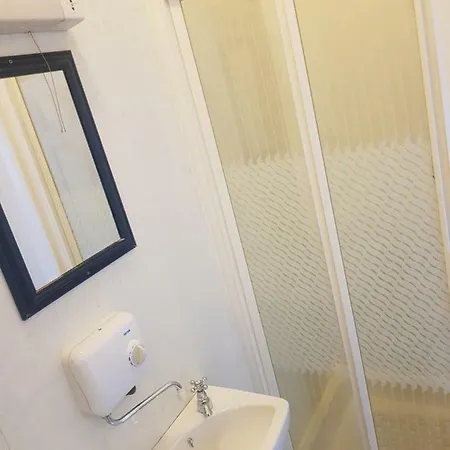 Billycan Guest Rooms-3