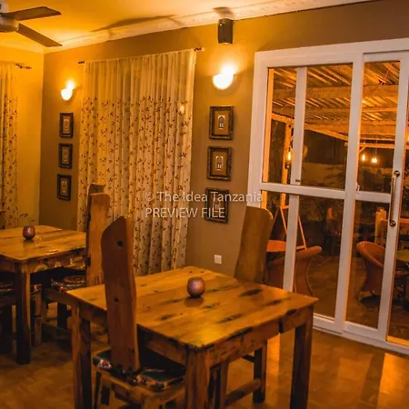 Boulevard Inn-3