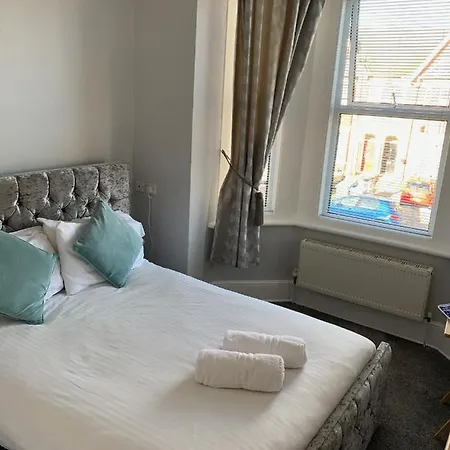 Rivendell Guest House-3