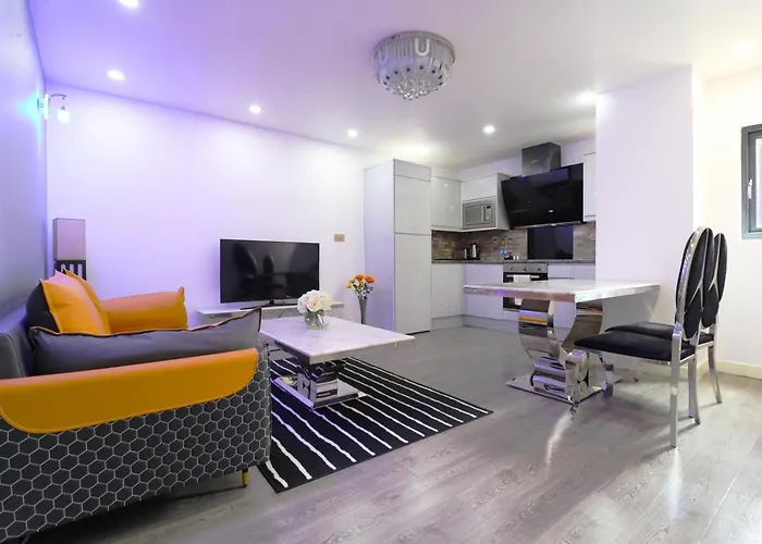 Vacation rental: Queen Stay Apartments