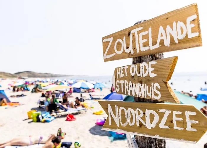 Zoutelande,Modern Verblijf Bij De Zee